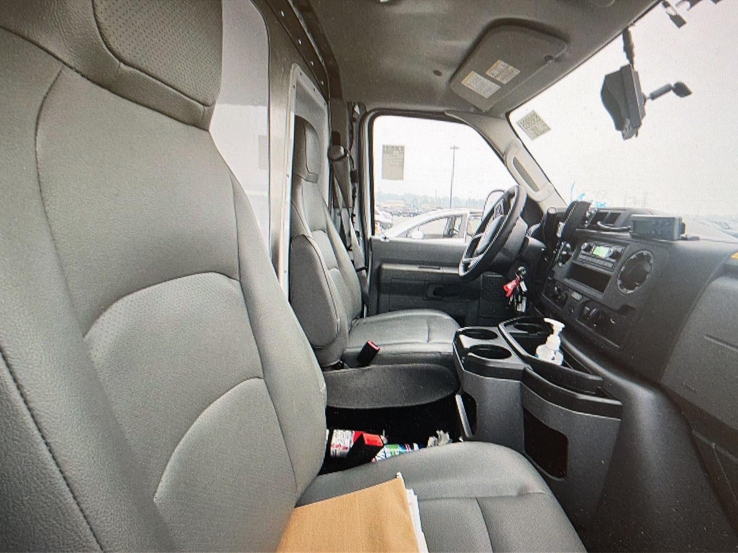 2023 Ford E-Series Cutaway E-350 SD