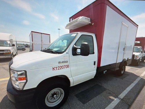 2024 Ford E-Series Cutaway E-350 SD