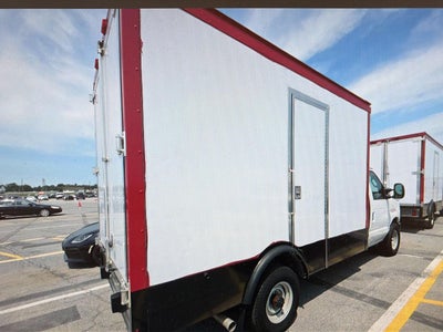 2024 Ford E-Series Cutaway E-350 SD