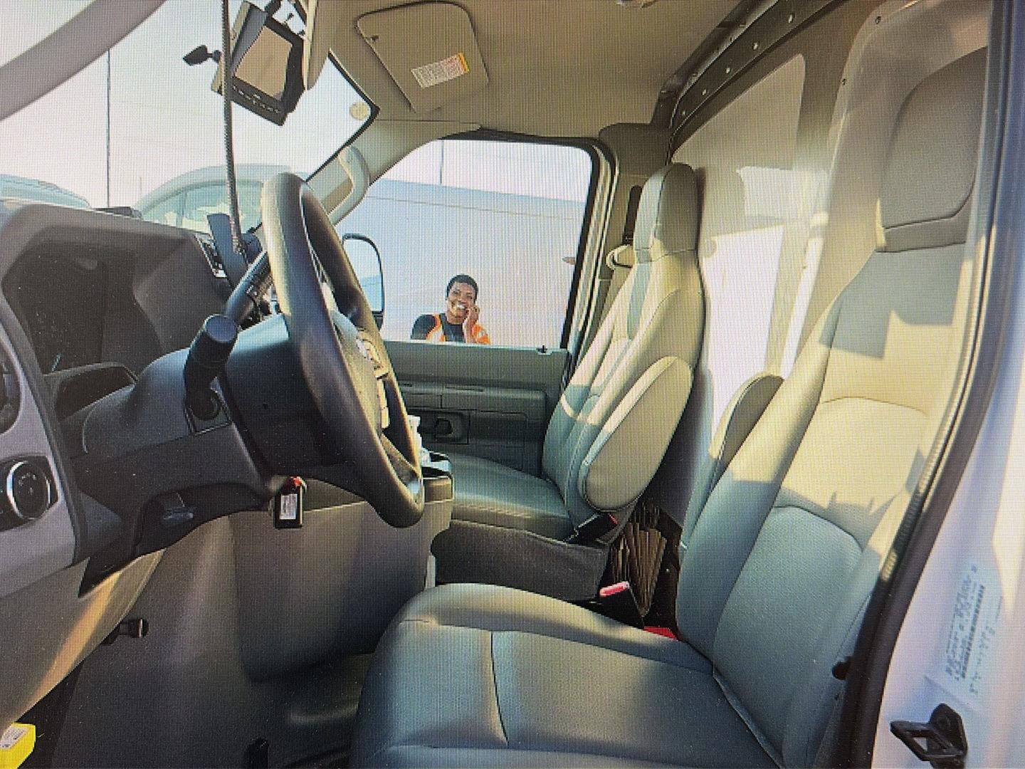 2024 Ford E-Series Cutaway E-350 SD