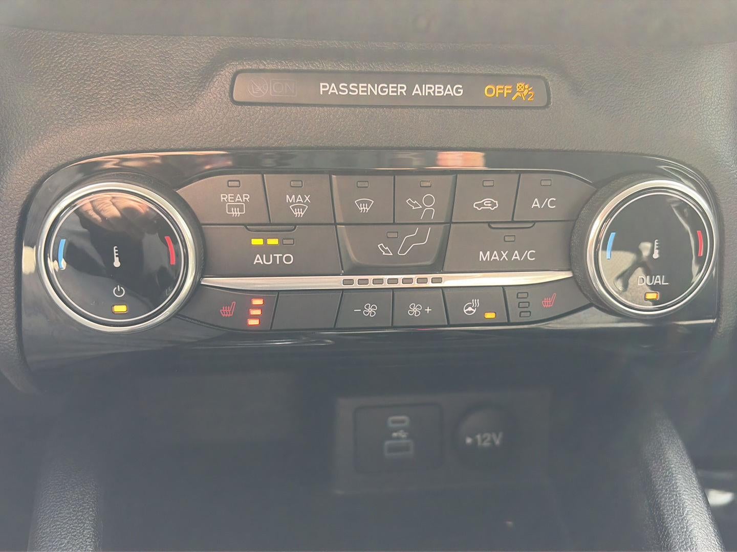 2022 Ford Escape SE Hybrid