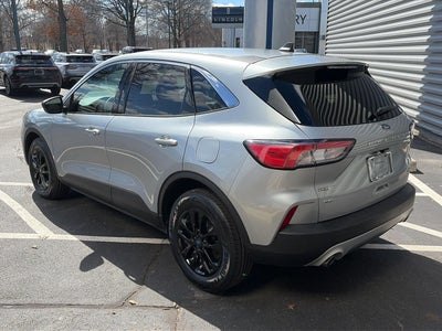 2022 Ford Escape SE Hybrid