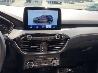 2022 Ford Escape SE Hybrid