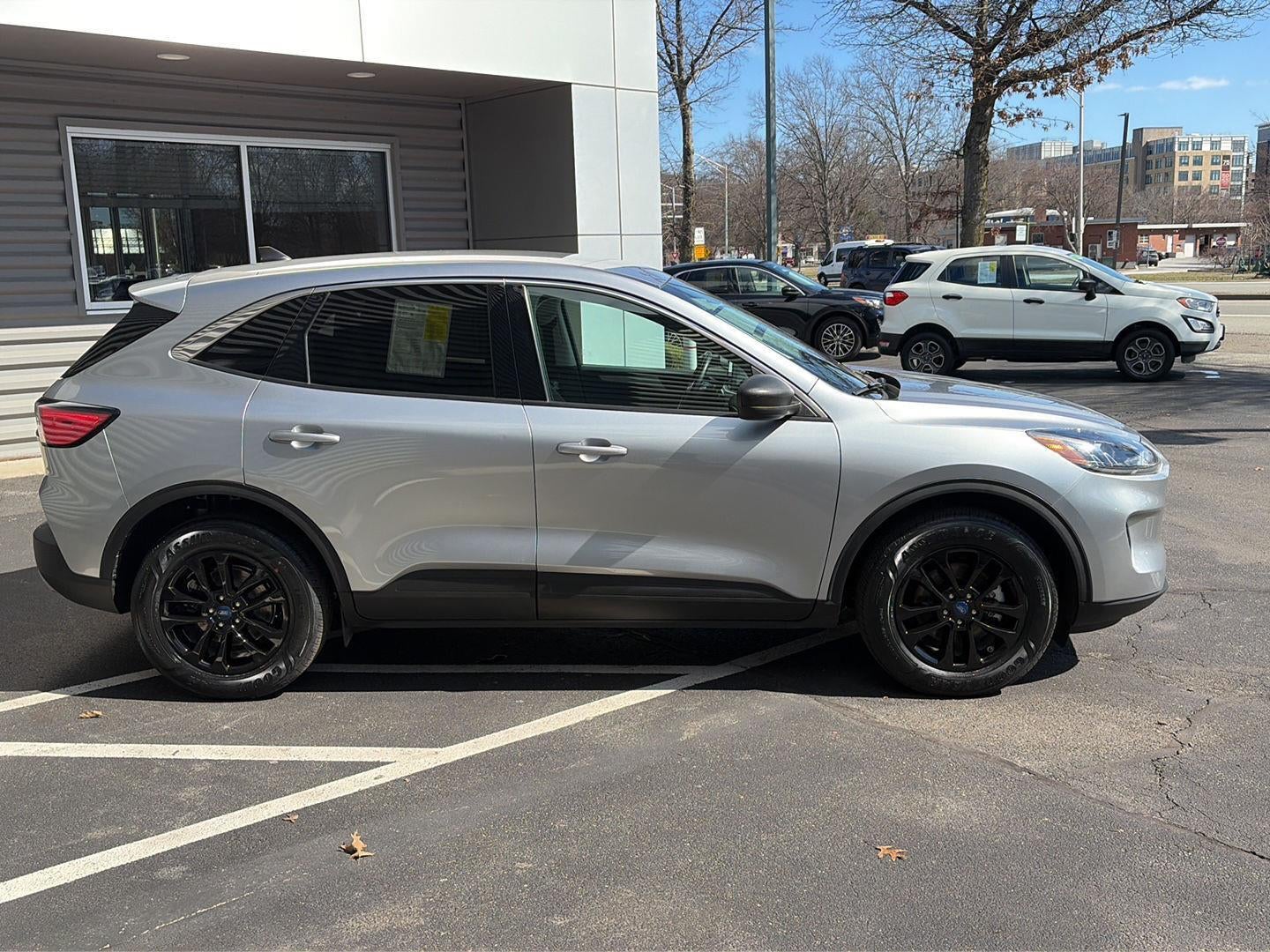 2022 Ford Escape SE Hybrid