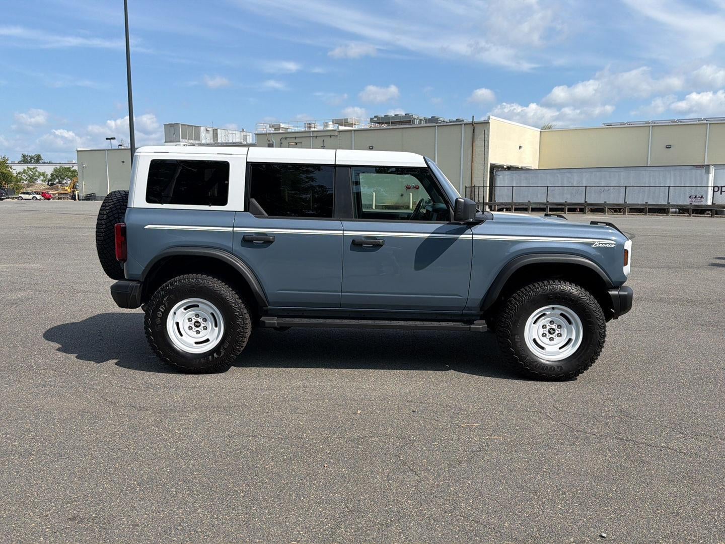 2023 Ford Bronco Heritage Edition