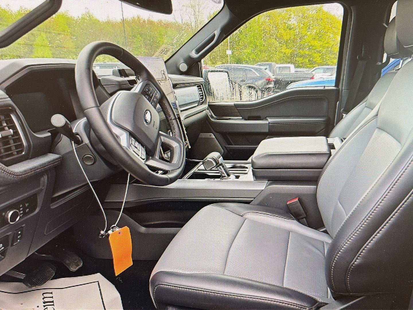 2025 Ford F-150 Lightning LARIAT