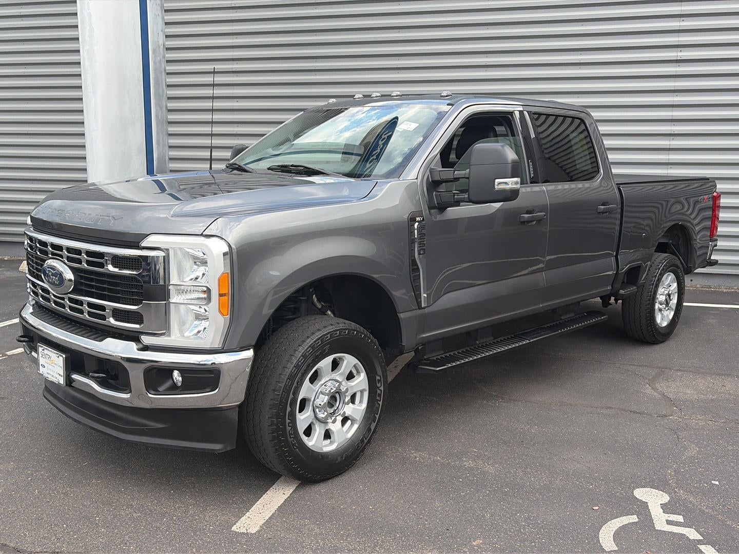 2023 Ford Super Duty F-250 SRW XLT