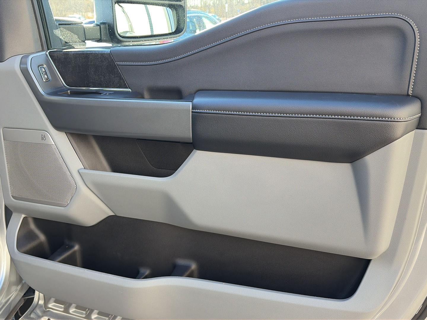 2024 Ford Super Duty F-350 SRW XLT