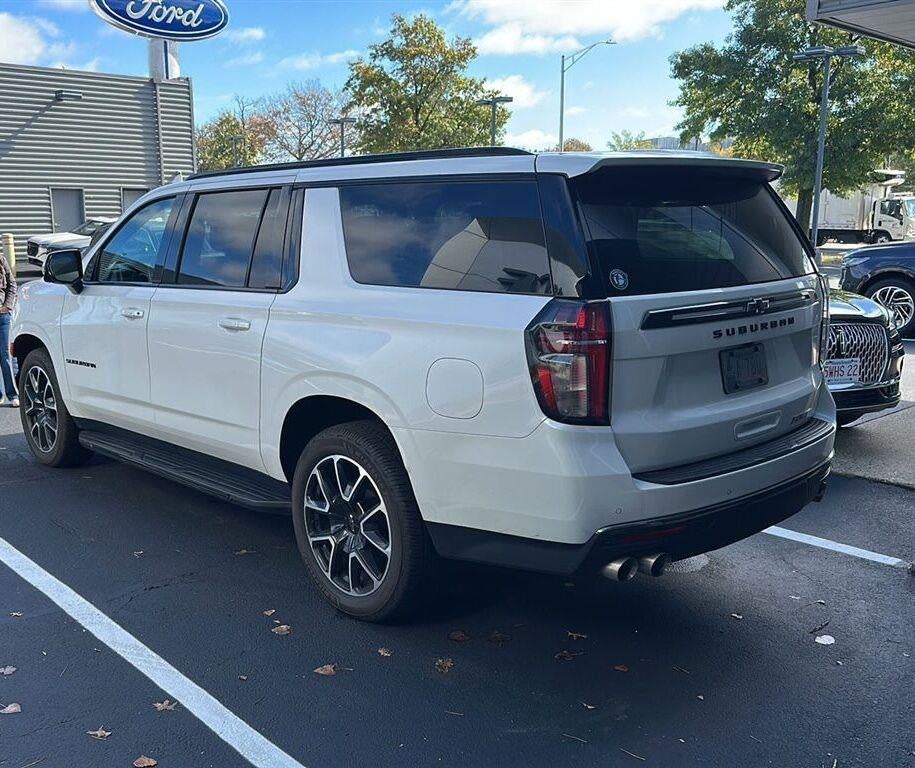 2022 Chevrolet Suburban RST