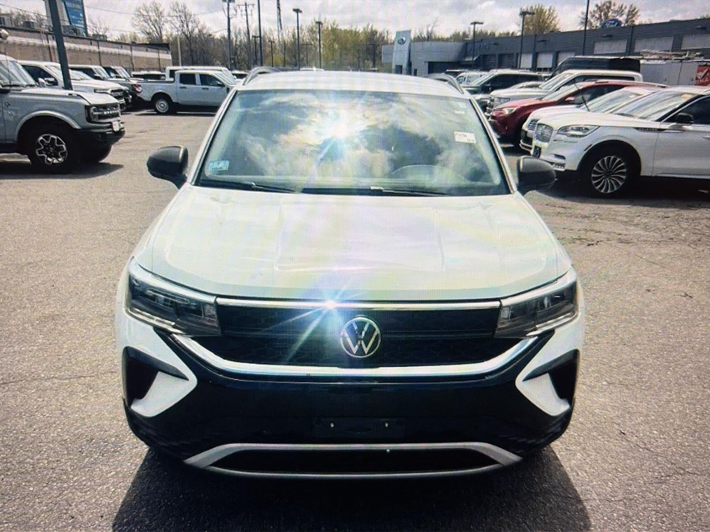 2024 Volkswagen Taos S