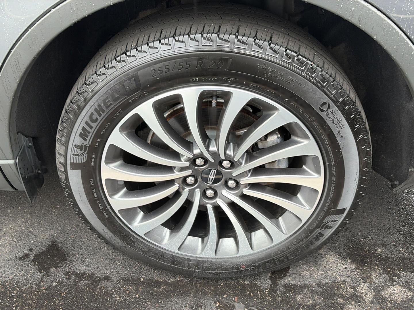 2023 Lincoln Aviator Standard