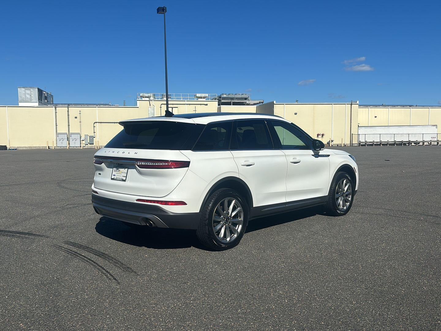 2022 Lincoln Corsair Standard