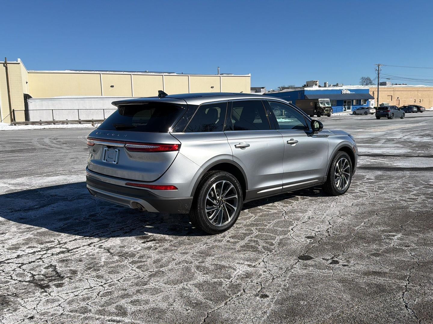 2023 Lincoln Corsair Standard