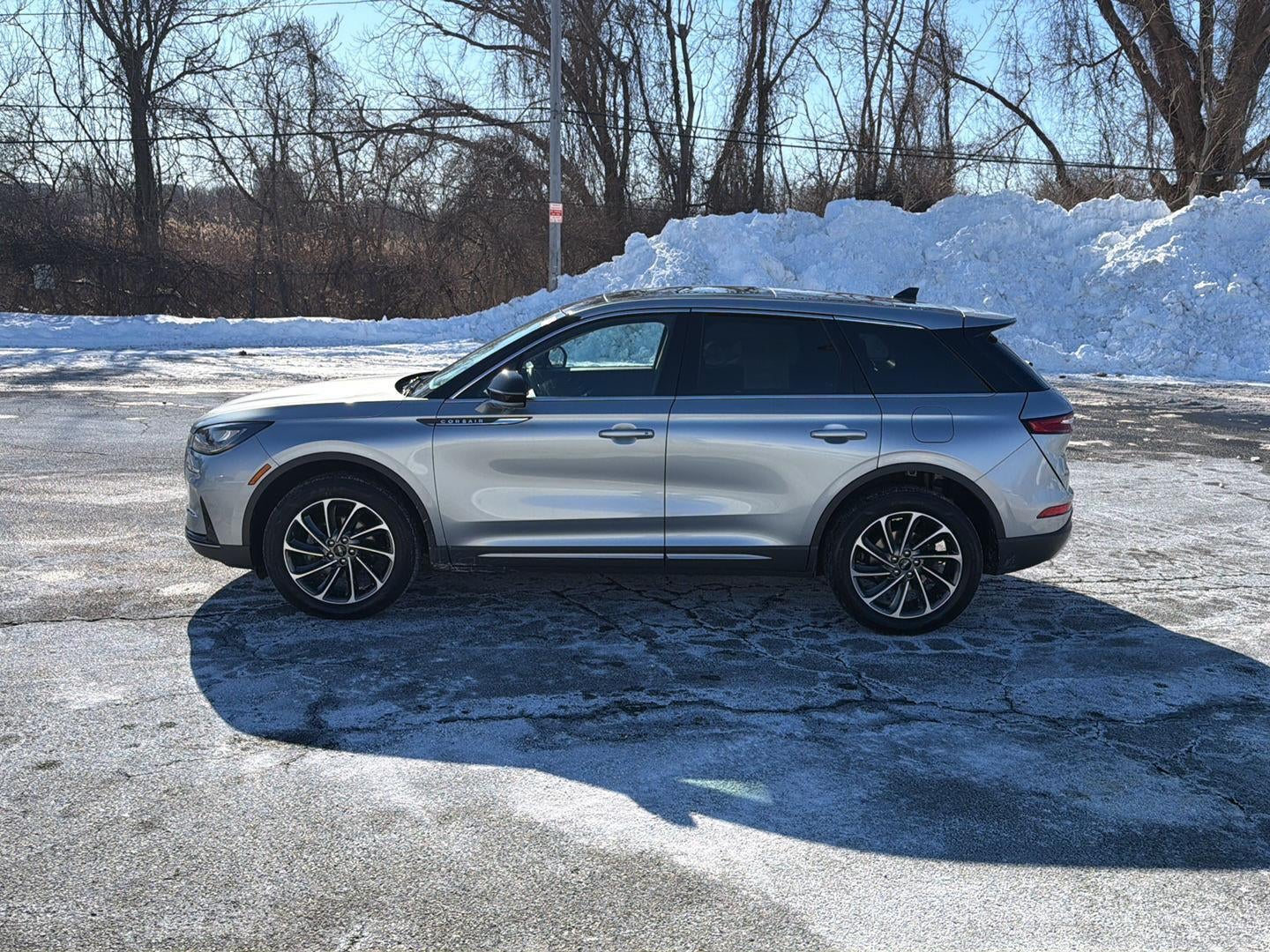 2023 Lincoln Corsair Standard