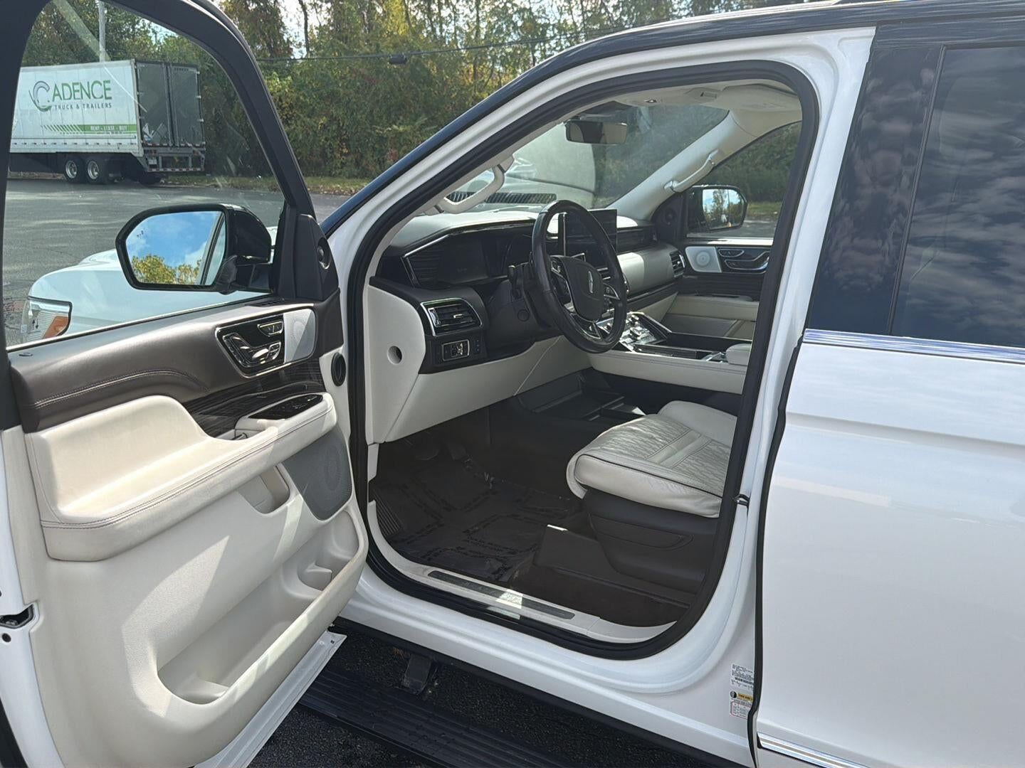2023 Lincoln Navigator Black Label