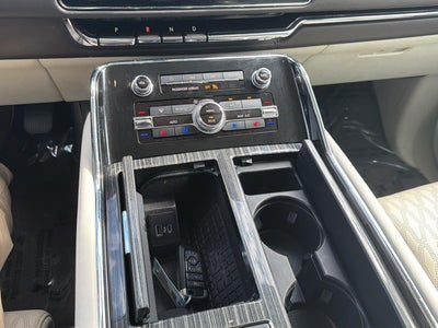 2023 Lincoln Navigator Black Label