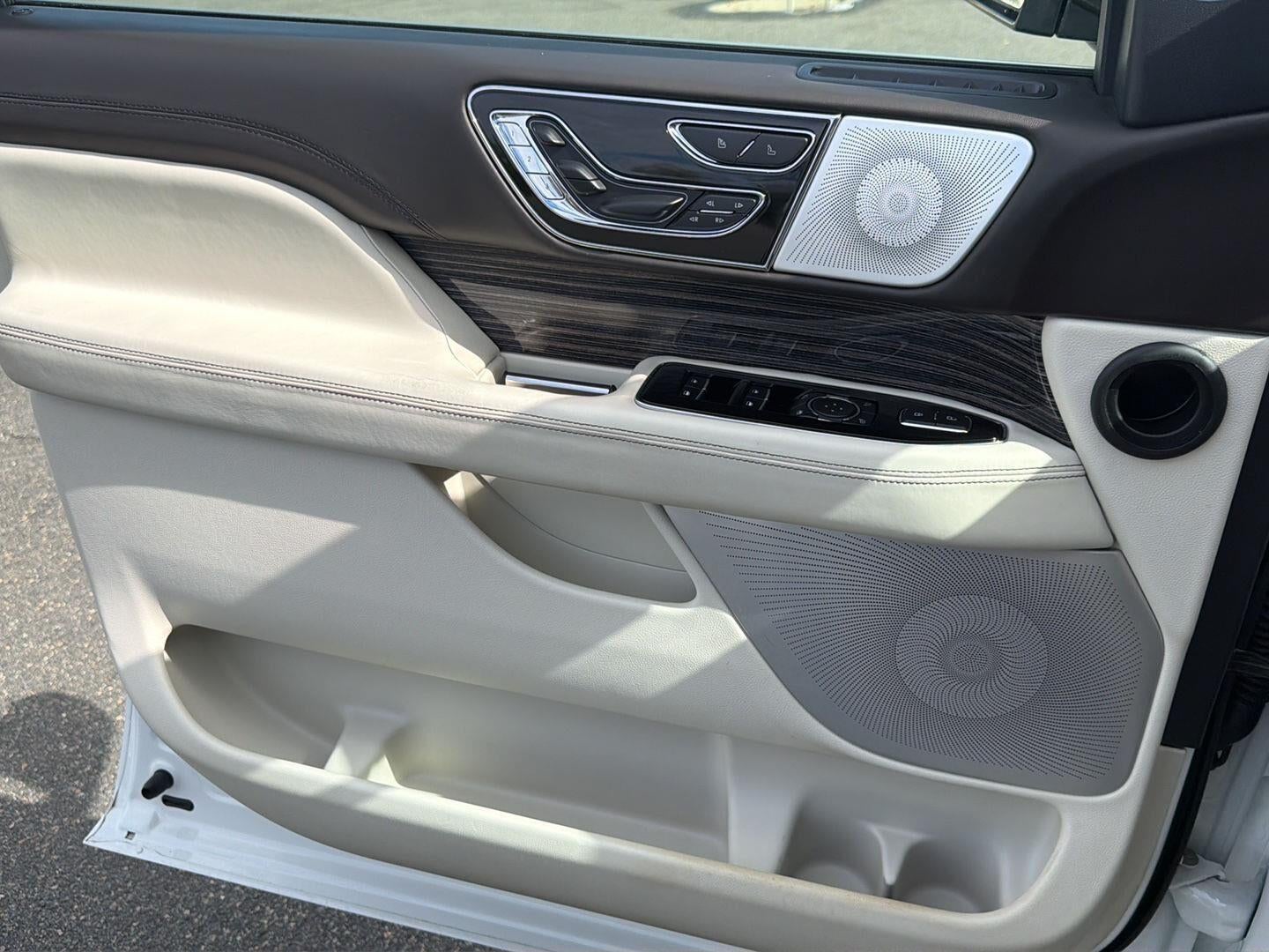 2023 Lincoln Navigator Black Label