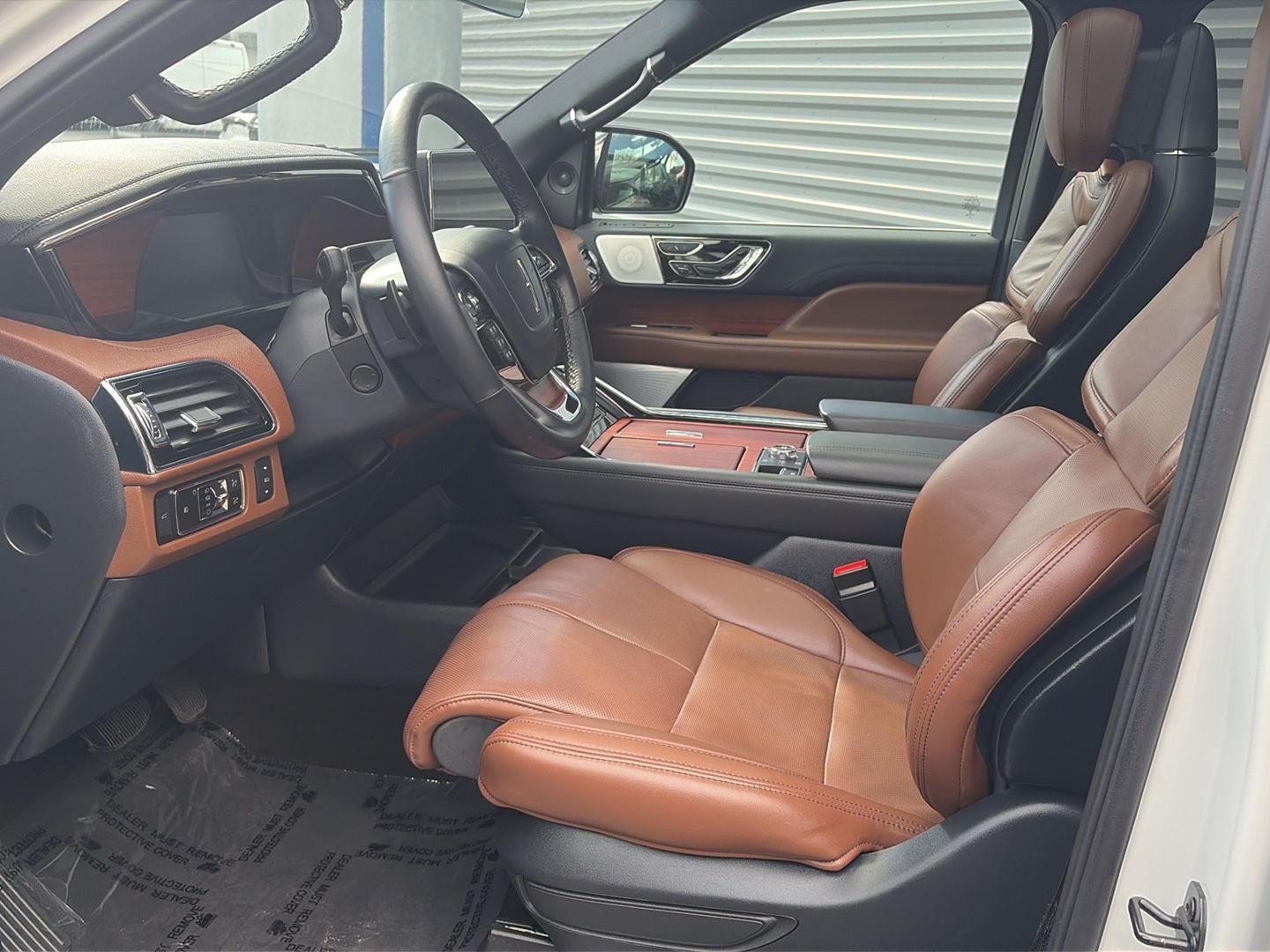 2023 Lincoln Navigator L Reserve