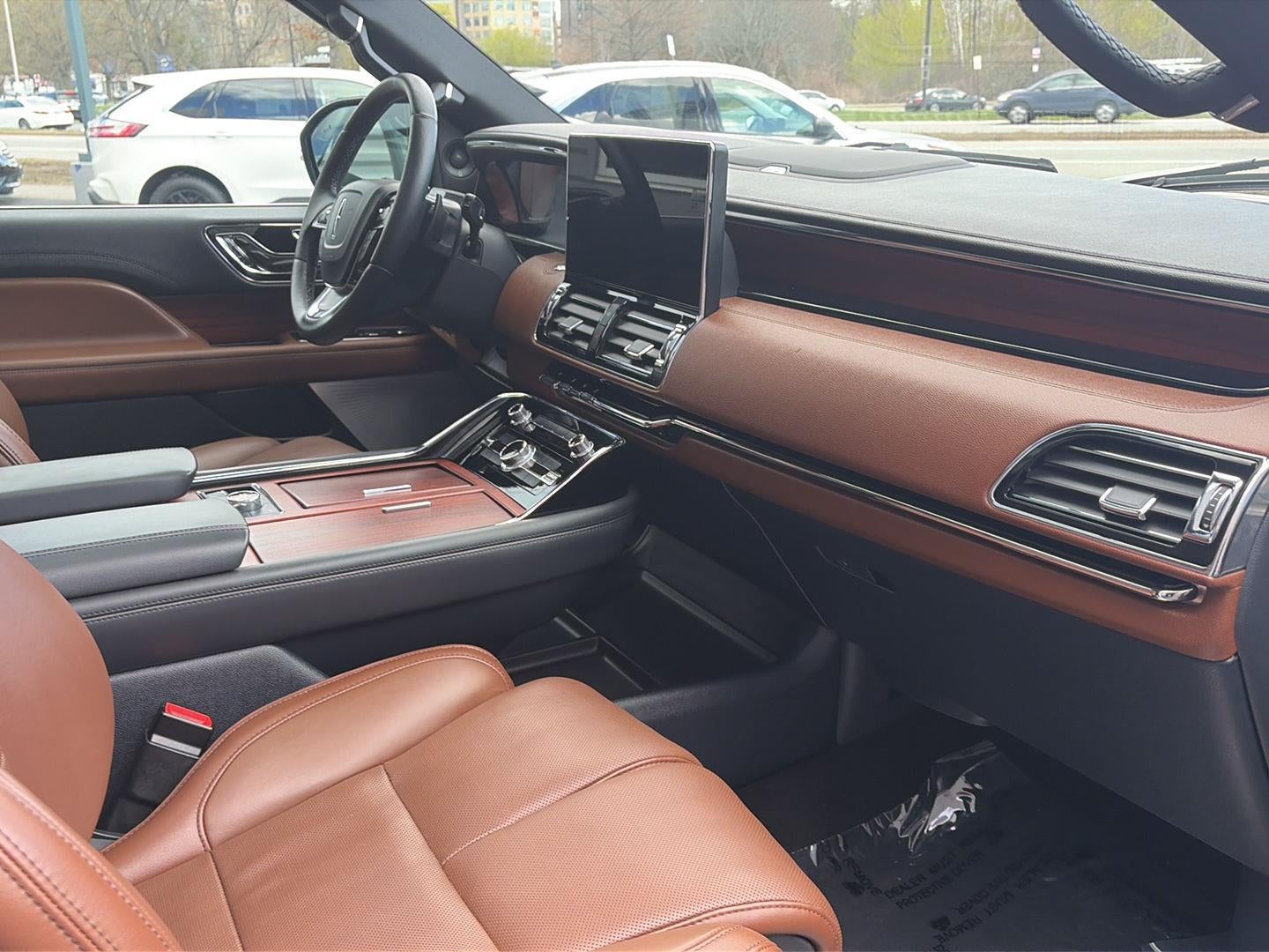 2023 Lincoln Navigator L Reserve