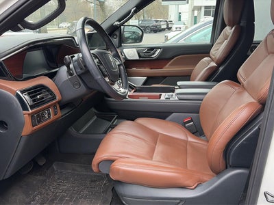2023 Lincoln Navigator L Reserve
