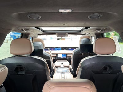 2025 Lincoln Navigator L Black Label