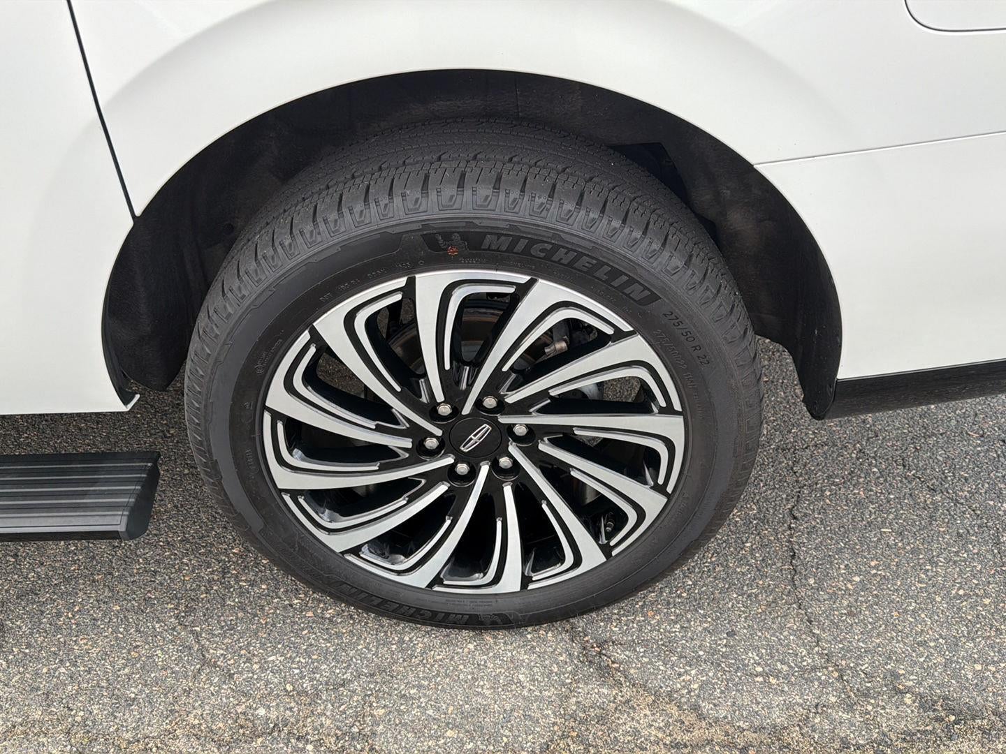 2025 Lincoln Navigator L Black Label