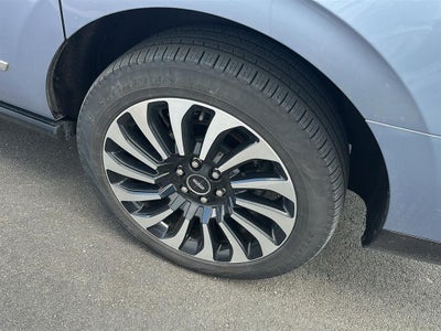 2022 Lincoln Navigator L Black Label