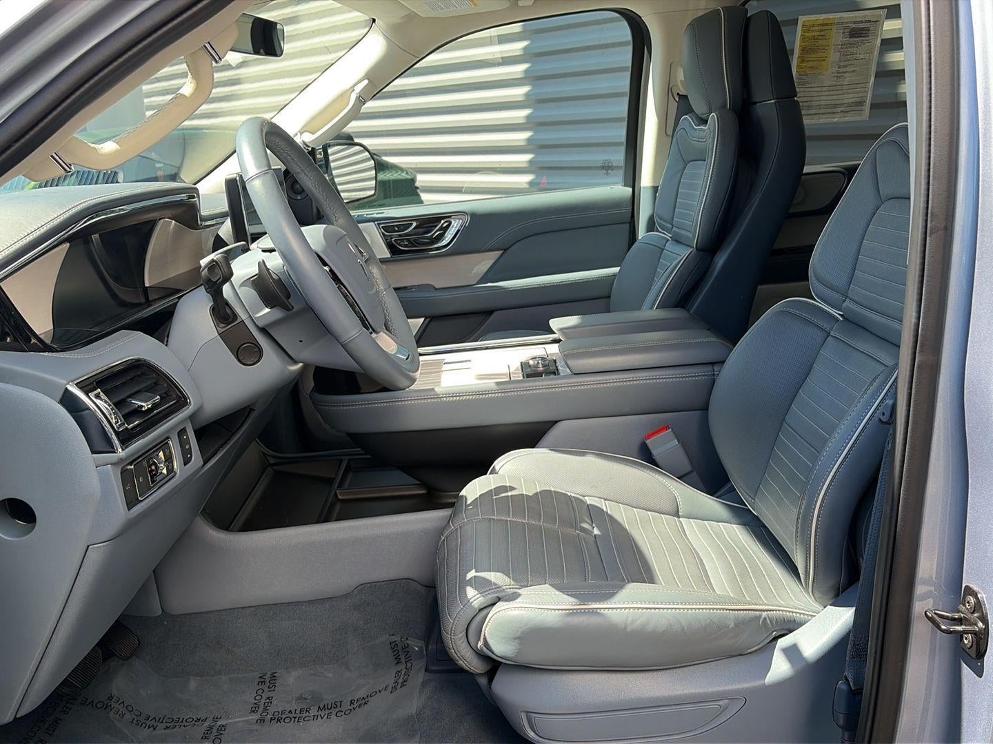 2022 Lincoln Navigator L Black Label