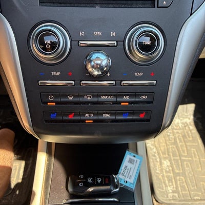2015 Lincoln MKC Base
