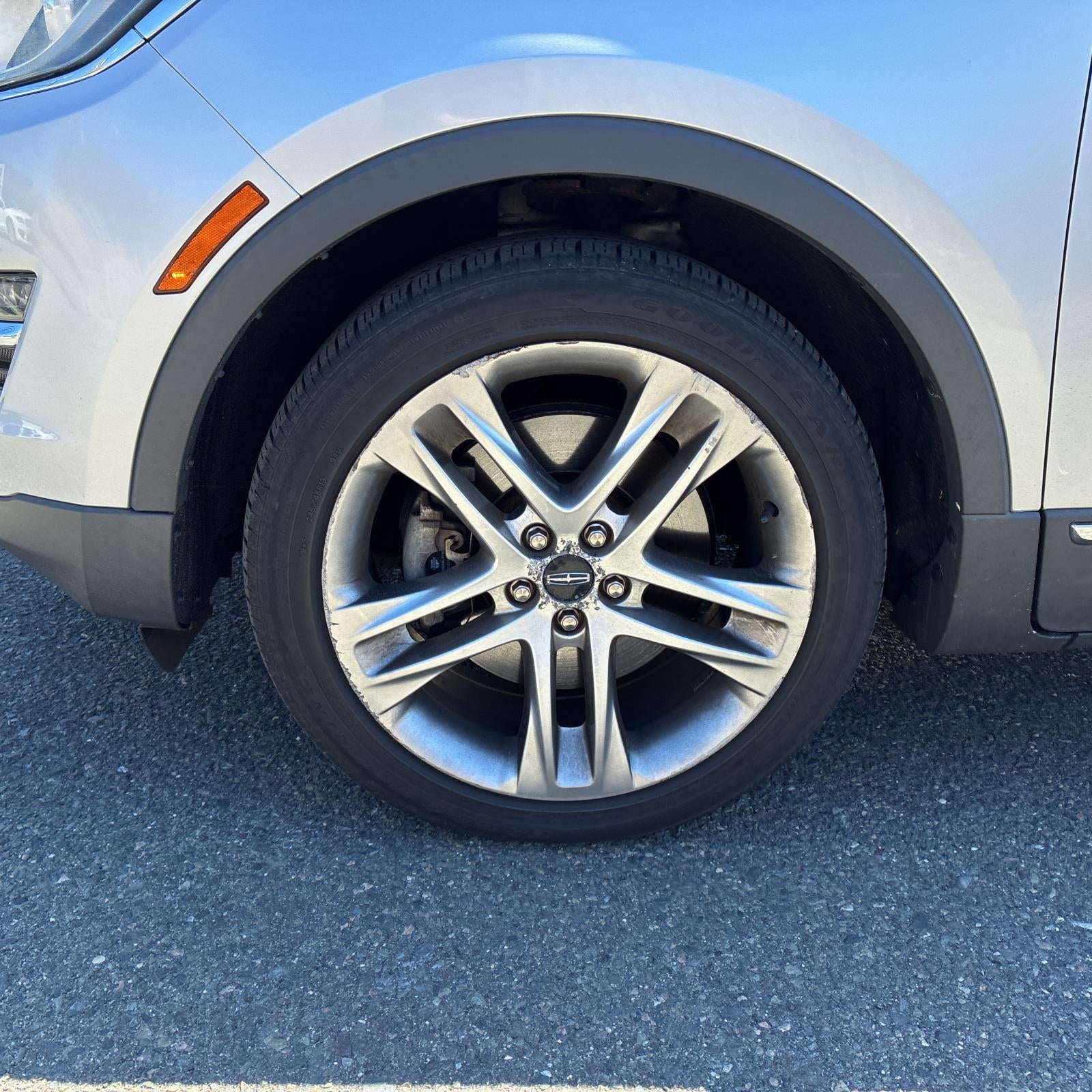 2015 Lincoln MKC Base