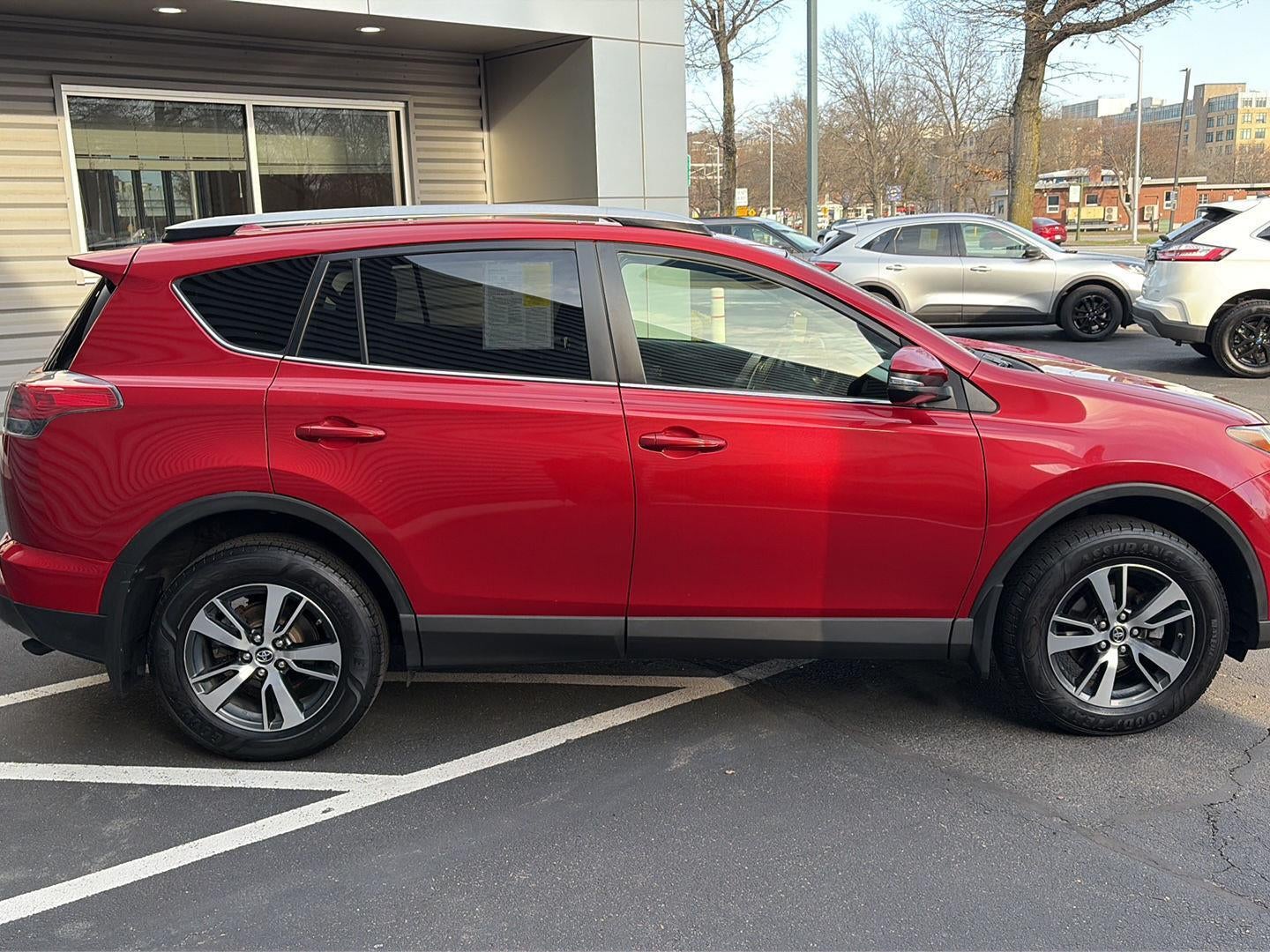 2017 Toyota RAV4 XLE