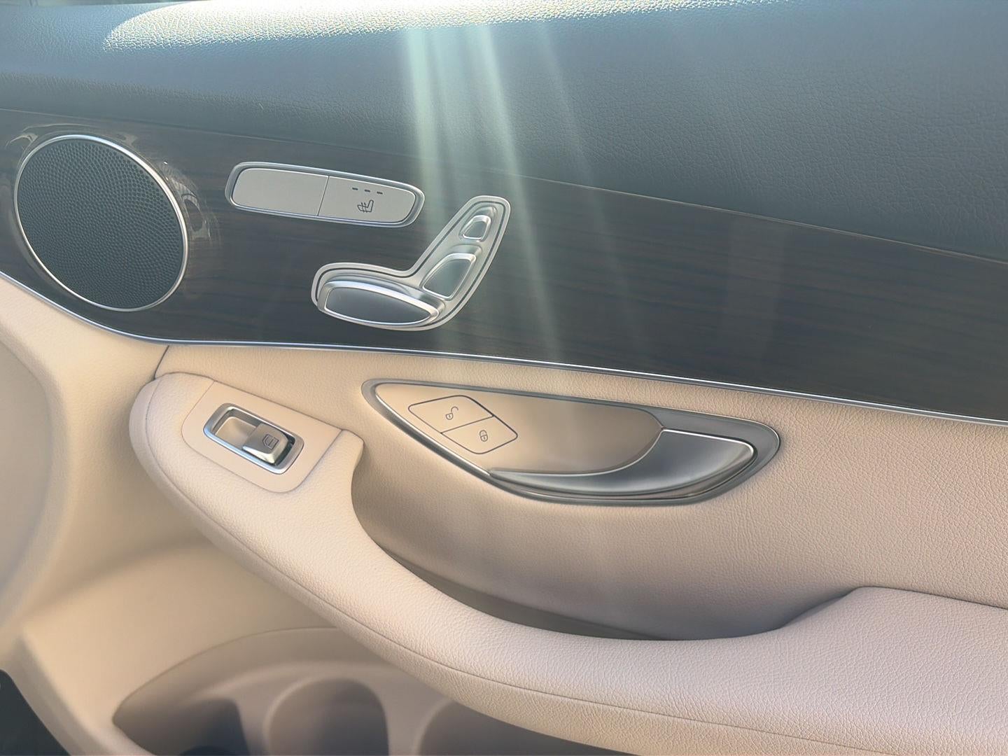 2021 Mercedes-Benz GLC GLC 300