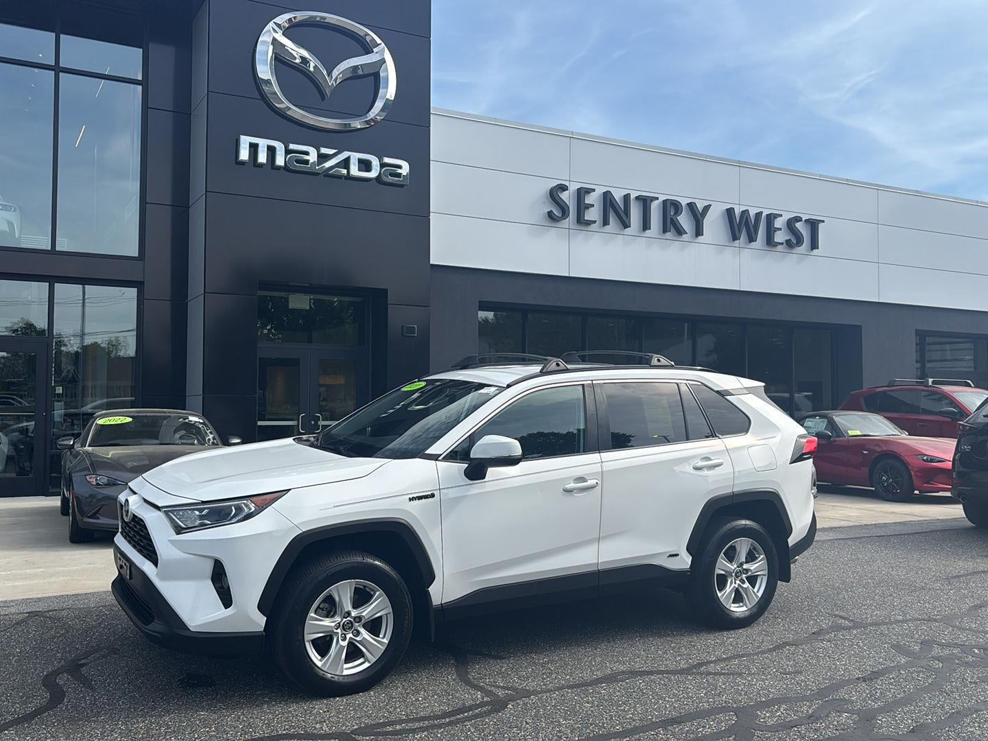 2020 Toyota RAV4 Hybrid XLE