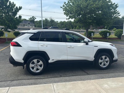 2020 Toyota RAV4 Hybrid XLE