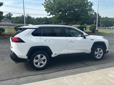 2020 Toyota RAV4 Hybrid XLE