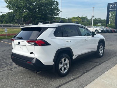 2020 Toyota RAV4 Hybrid XLE