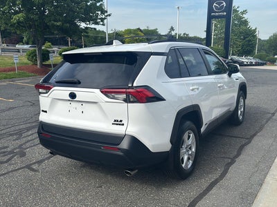 2020 Toyota RAV4 Hybrid XLE