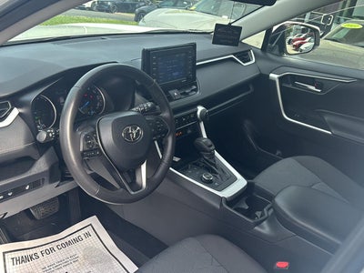 2020 Toyota RAV4 Hybrid XLE
