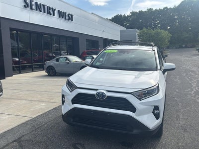 2020 Toyota RAV4 Hybrid XLE