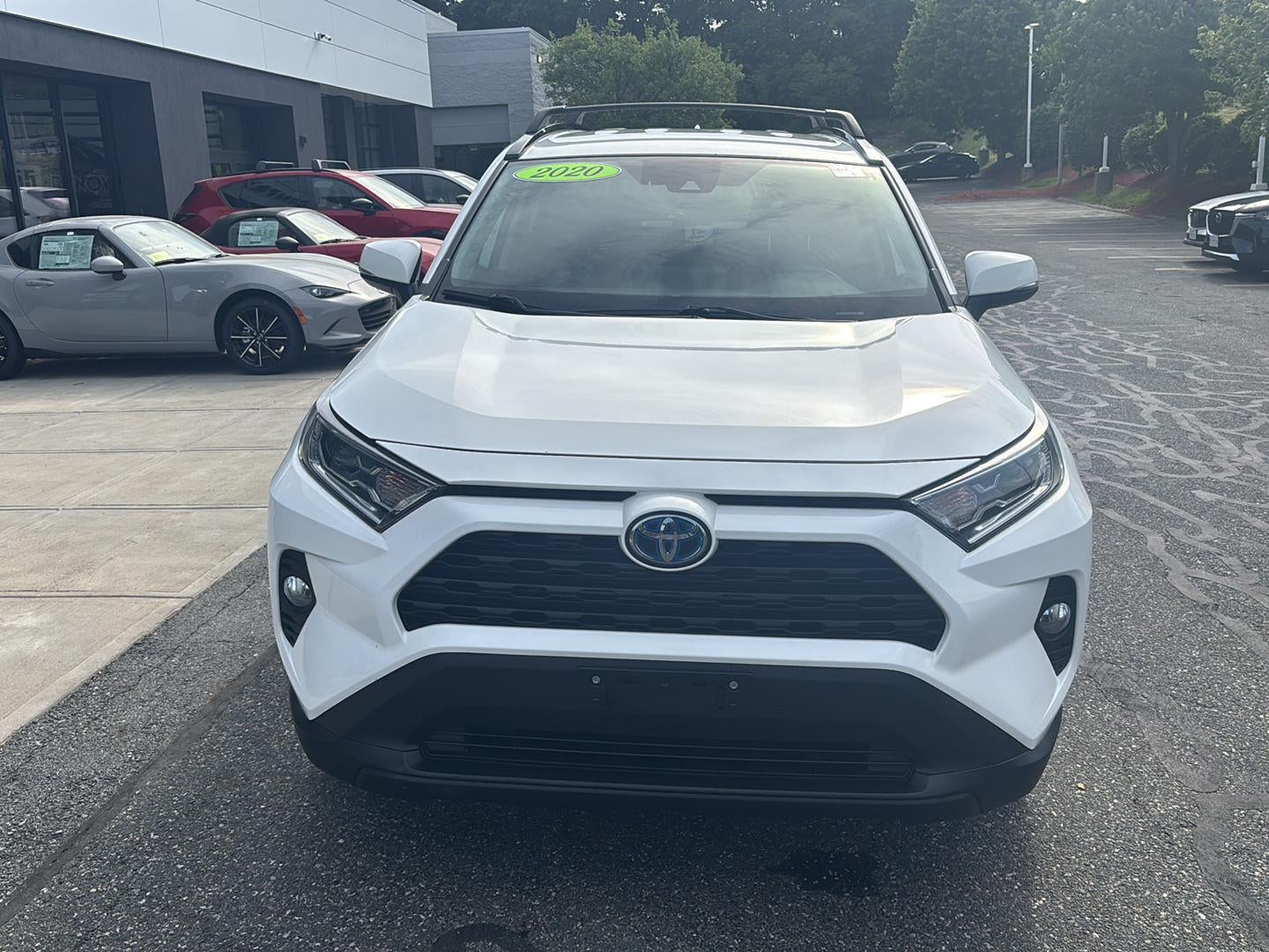 2020 Toyota RAV4 Hybrid XLE