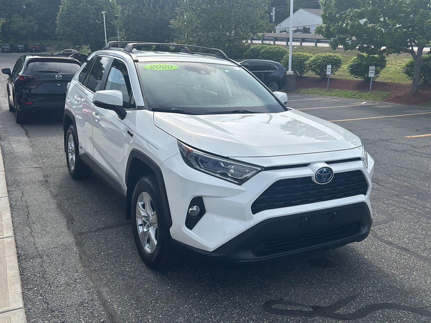 2020 Toyota RAV4 Hybrid XLE