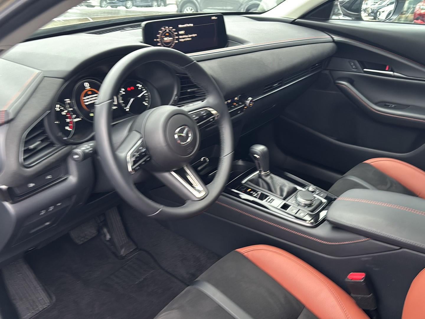 2025 Mazda Mazda CX-30 2.5 Carbon Turbo