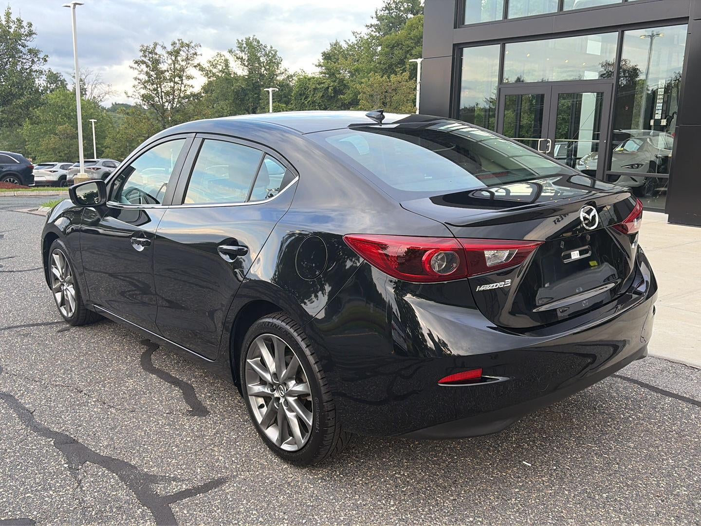 2018 Mazda Mazda3 4-Door Grand Touring
