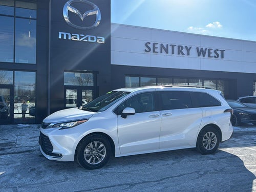 2023 Toyota Sienna XLE