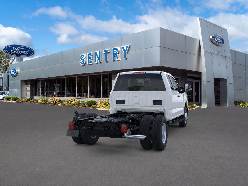 2026 Ford Chassis Cab F-350® XL