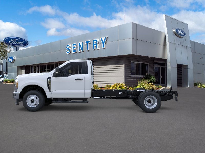 2026 Ford Chassis Cab F-350® XL