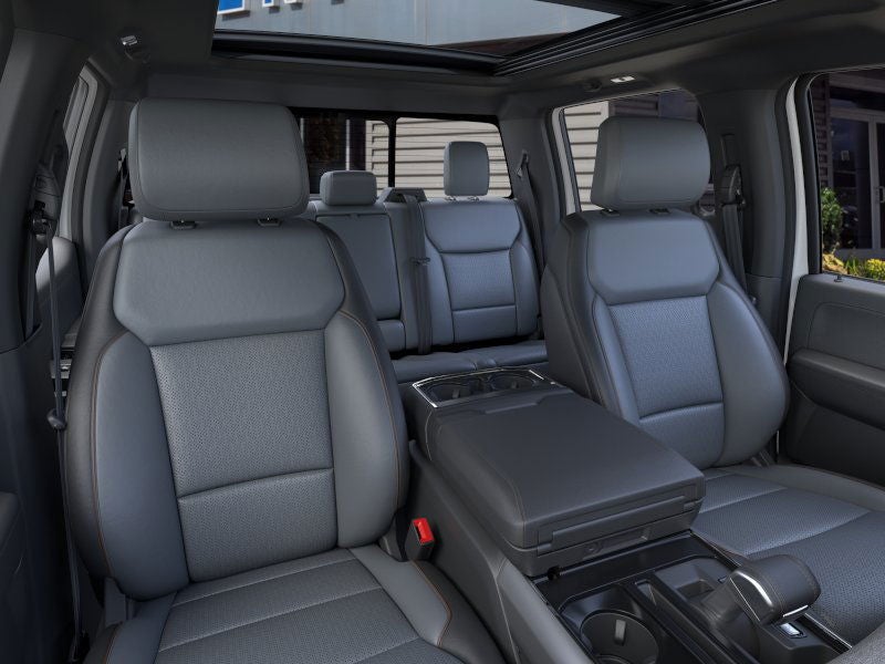 2025 Ford F-150 Lightning Lariat®