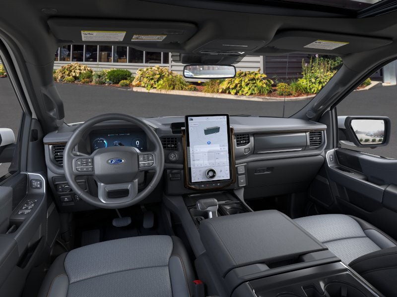 2025 Ford F-150 Lightning Lariat®