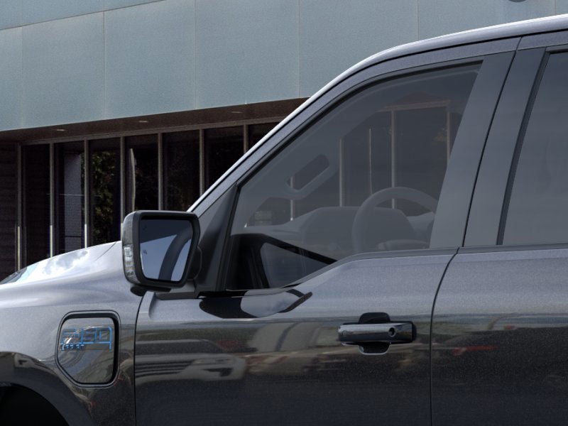 2025 Ford F-150 Lightning Lariat®