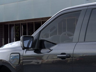 2025 Ford F-150 Lightning Lariat®